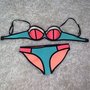 Poppy Bubblegum Blue Triangl Bathing Suit